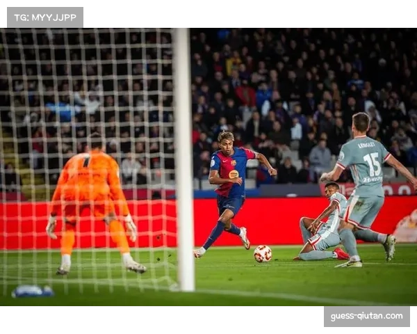 马竞主场控球率高达68% 但防守转换时仍暴露站位漏洞 马竞主场控球率高达68% 但防守转换时仍暴露站位漏洞